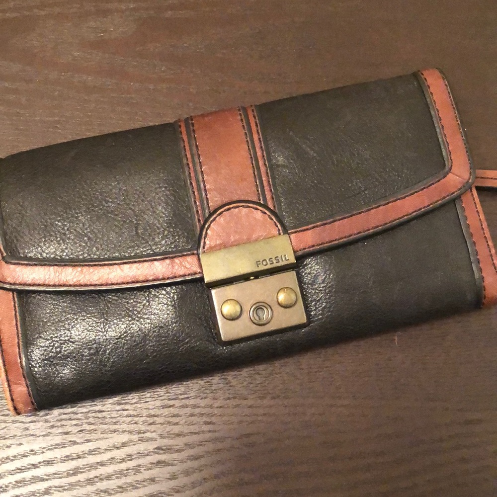 Fossil Wallet